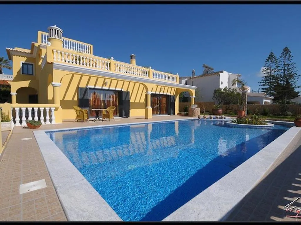 Villa Sesmarias Am 0*, Carvoeiro (Lagoa)